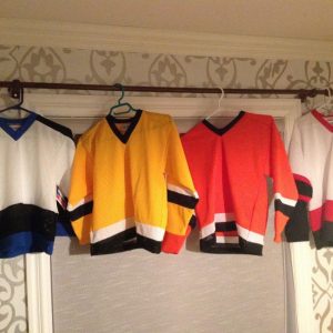 lot 116 jerseys hockey kids,NHL teams  Lots de surplus Jerrb-1