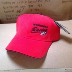 lot 150 casquettes rouges Montreal Racing Articles de Sports Lots de surplus T5