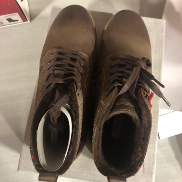lot 785 Pairs Men’s Leather Boots Brand O.Live Shoes-Boots Lots de surplus Img_2567-1