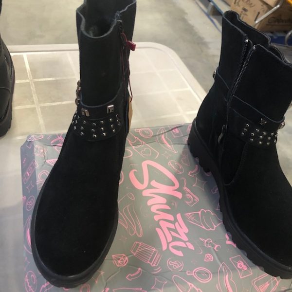 lot 450 Pairs Women’s Boots Brand Shuzzi Shoes-Boots Lots de surplus Shuz4-1